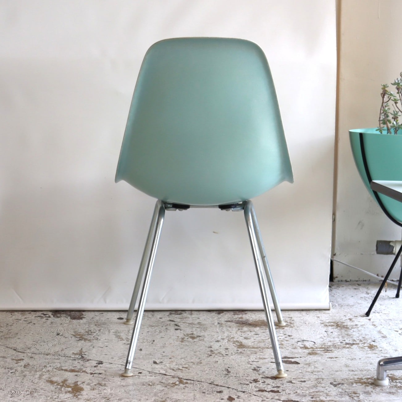 ハーマンミラー社製イームズ サイドシェルチェア(ロビンズエッグブルー