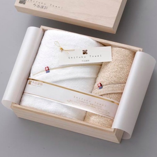 ◆今治タオル　今治謹製 至福タオル　木箱入り　バスタオル１枚...