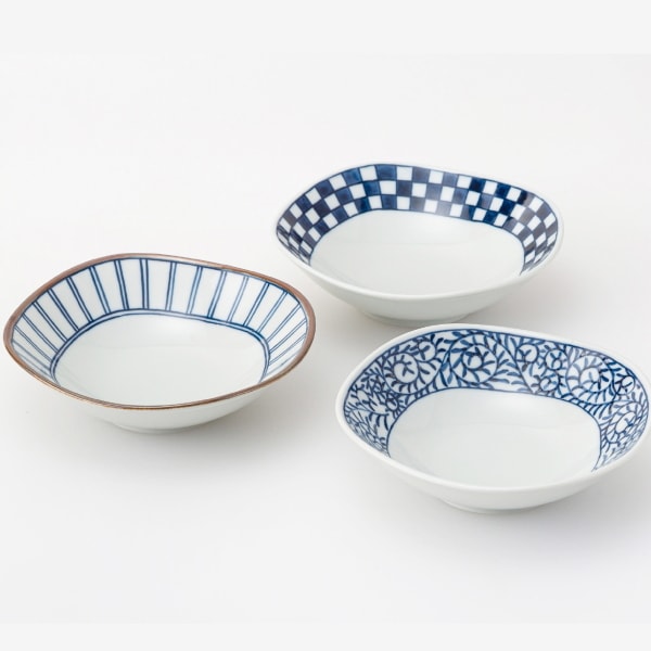 美濃焼　藍屋　丸角鉢トリオ　31239　3枚、
