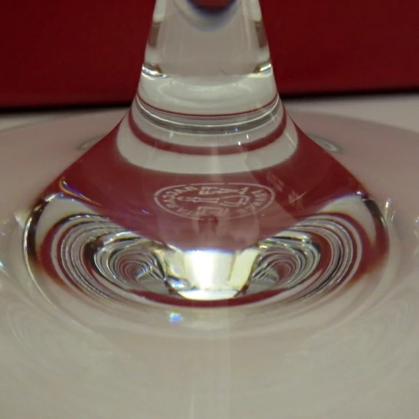 Baccarat（バカラ）<br>シャトーバカラ ワイングラス 白ワイン用 ペア （Ｓサイズ）<br>【当日発送商品】