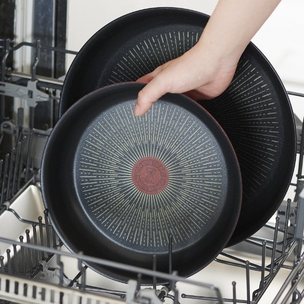 送料無料！ティファール<br>インジニオ・ネオ　ＩＨルージュ・アンリミテッド３点セット