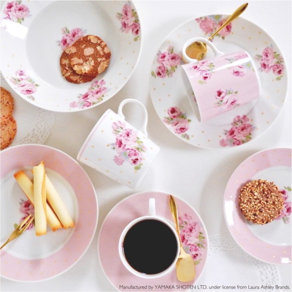 ローラ アシュレイ　ポルカ・ドット・クチュール・ローズ　プレートセット