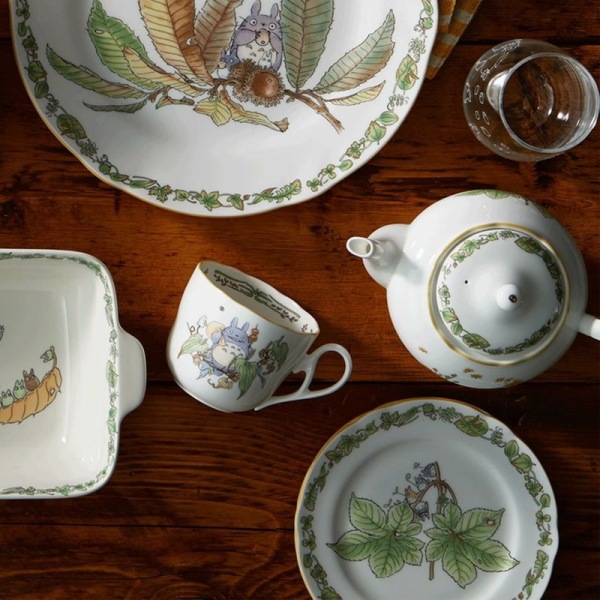 ノリタケ・となりのトトロ  22cmプレート(ヨモギ)