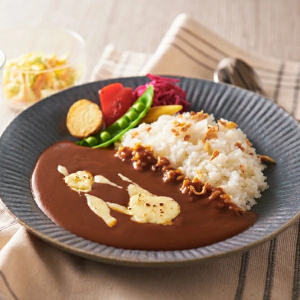 【ニッポンハム】日本ハム 牛肉をとろけるまでじっくり煮込んだ <br>カレーセット(中辛) <br>送料無料<br>　お届け指定日は11月18日以降となります