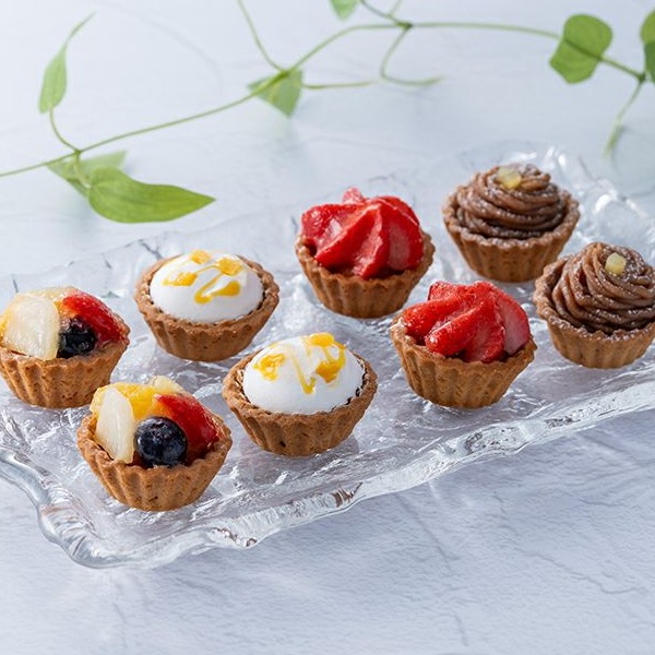 送料無料！銀座千疋屋<br>銀座プチフルーツタルト8個※産地直送商品の為、発送までに７日～10日ほど頂きます。