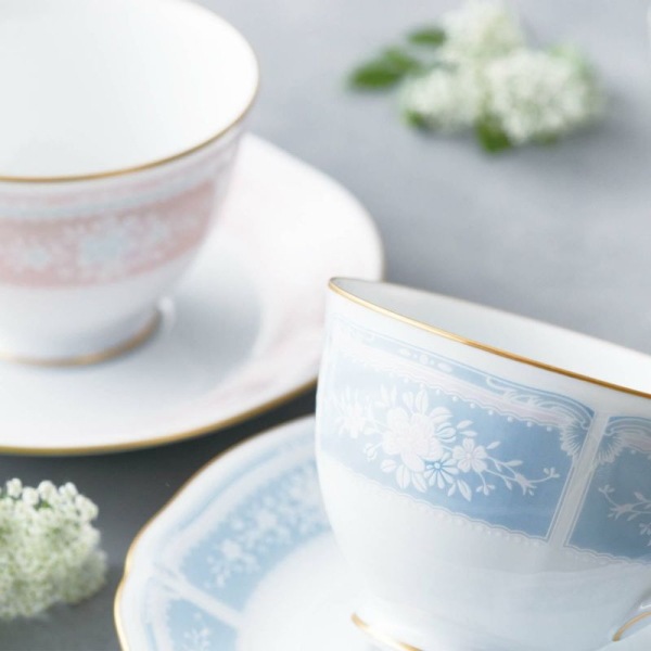 ノリタケ・レースウッドゴールド カップ&ソーサー1客(ブルー)