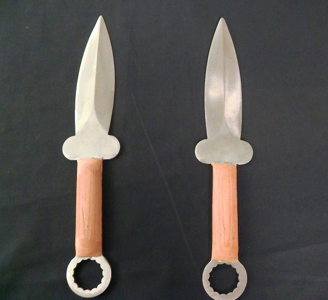 匕首(上) 伝統拳／少林拳／少林寺／短刀／暗器／双器械／小刀／ひしゅ