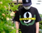 【即納】District 9 / ディストリクト9 - Laurel Tシャツ(ブラック)