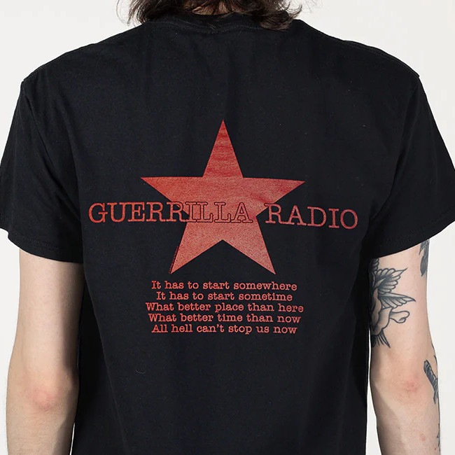 Rage Against the Machine / �쥤�����������󥹥ȡ������ޥ����� - Guerrilla Radio T�����(�֥�å�)