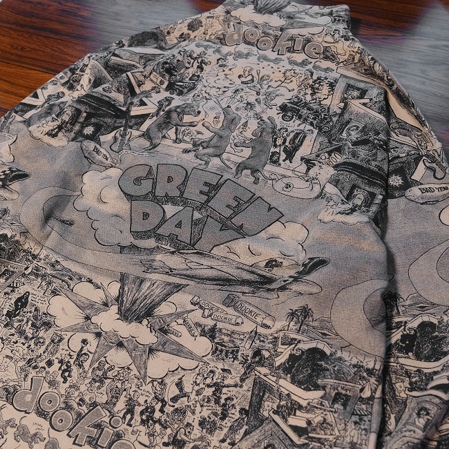 Green Day / ���꡼�󡦥ǥ� - Dookie All Over Print ���åץ��åץ��㥱�å�(�֥饦��)