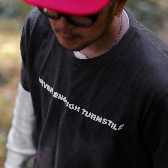 Turnstile / �����󥹥����� - Right Place, Right Time T����� (���㥳���륰�졼)
