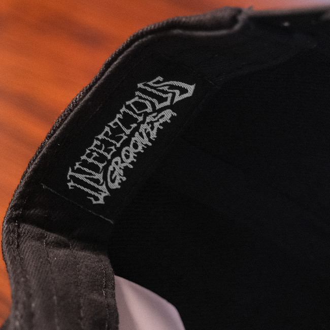 ��¨Ǽ��Infectious Grooves / ����ե������㥹���롼���� - IG Embroidered ���ʥåץХå�������å�(�֥�å�)