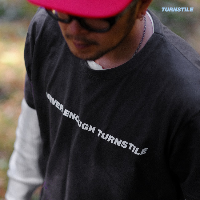 ��¨Ǽ��Turnstile / �����󥹥����� - Right Place T����� (���㥳���륰�졼)