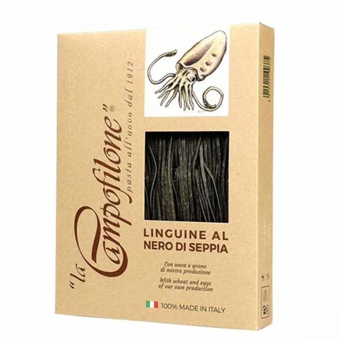 カンポフィローネの卵入りパスタ イカ墨リングイネ