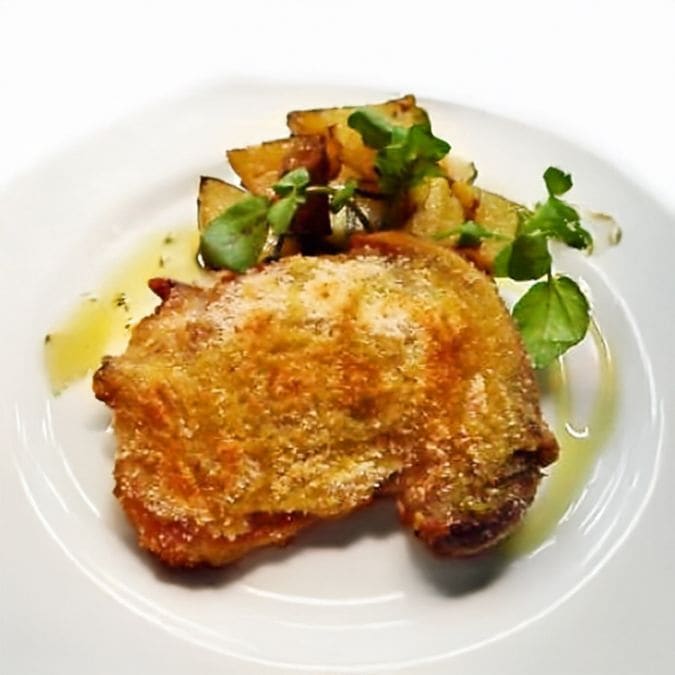 国産若鶏のマスタード風味 香草パン粉焼き ポテトとローズマリーのロースト添え