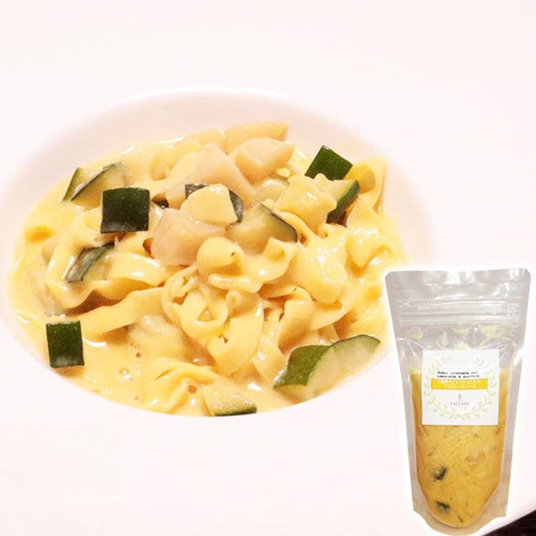 ホタテとズッキーニ入りアメリケーヌソース