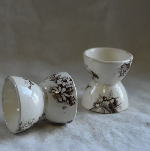 ショワジー窯 エレガントなエッグスタンド 美品（STOCK2） | 陶磁器