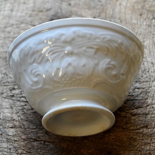 逸品19世紀 花レリーフの美しいカフェオレボウル 美品 | 陶磁器（18