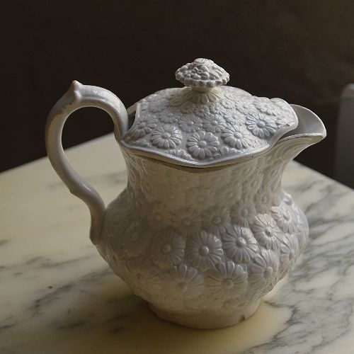 フランスアンティーク 美品 大きめ白いピッシェ ヴェイヤール ボルドー窯 フランスアンティーク 美品 大きめ白いピッシェ ヴェイヤール ボルドー