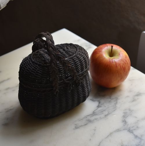 未使用 19世紀末 ドール用 黒パニエ（留め具全揃い） | インテリア