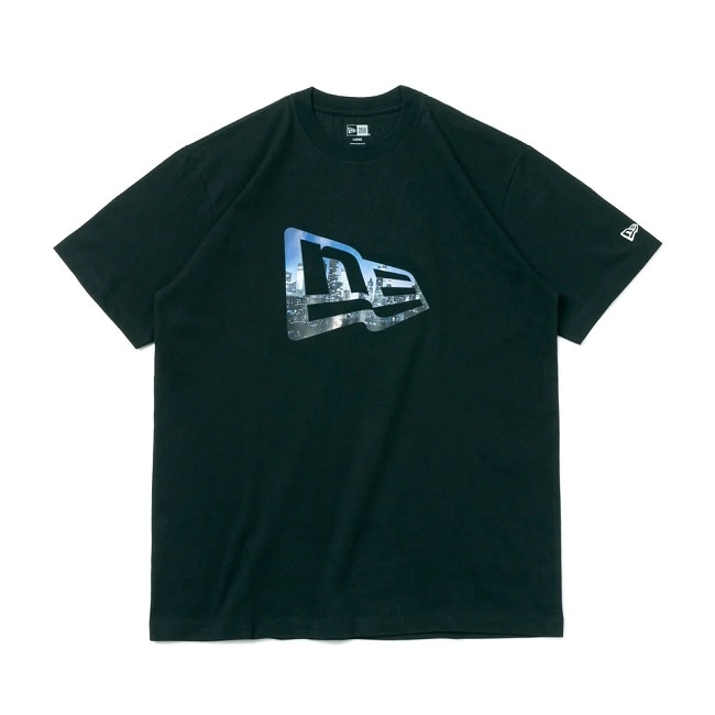 NEW ERA（ニューエラ） 半袖 パフォーマンス Tシャツ The City Lights フラッグロゴ ブラック レギュラーフィット 13516711