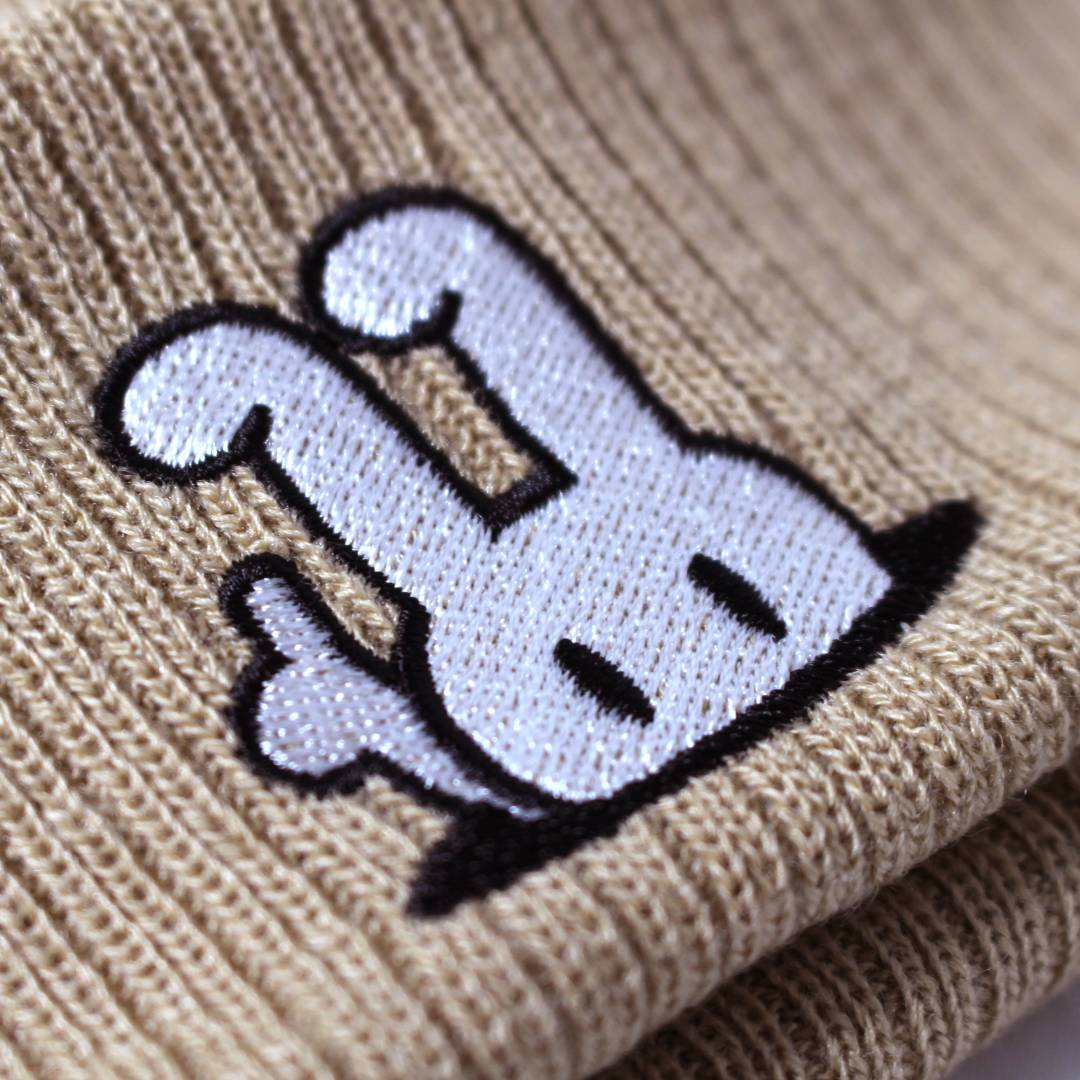 ニットキャップ　ベージュ