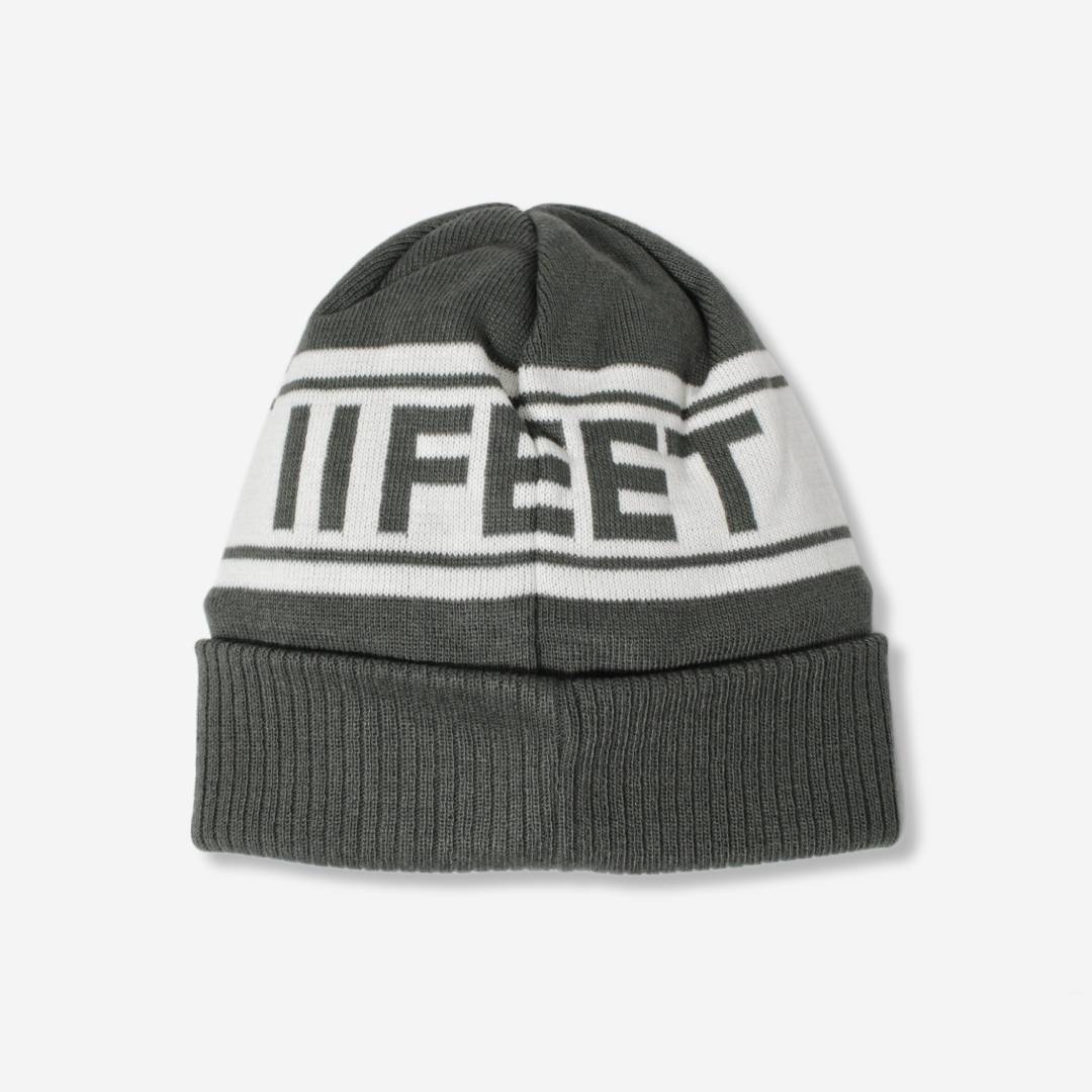 ニットキャップ　グレー