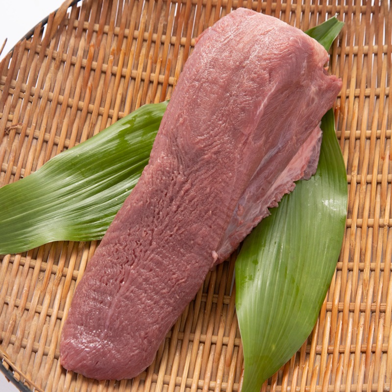 【むきたんを1本単位でお届け!!】はらからの逸品 / 仔牛たん / 皮むきブロック / オランダ産仔牛を厳選使用 / 1本700g前後