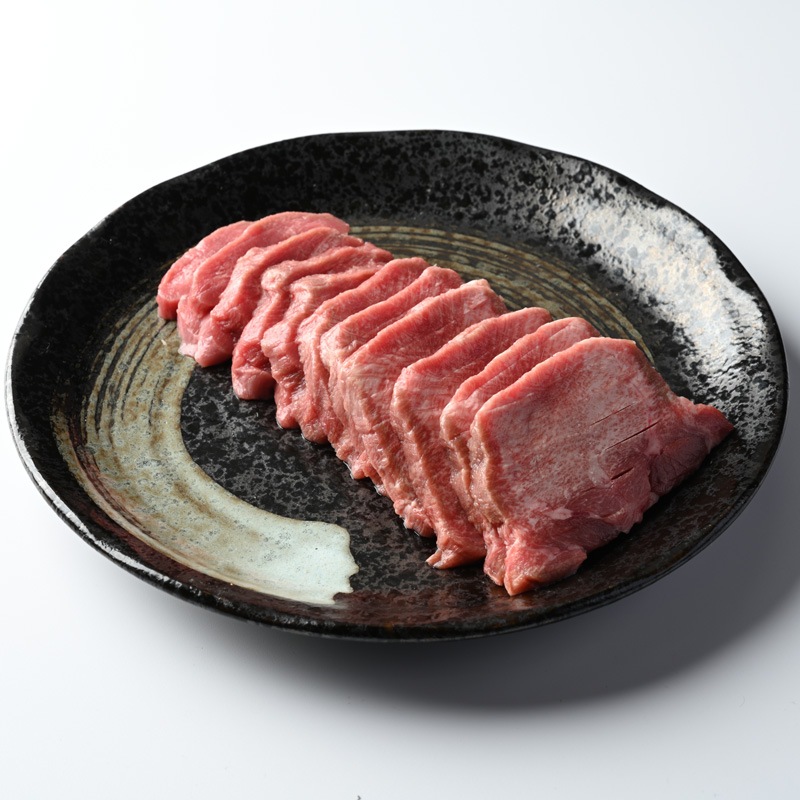 【むきたんを1本単位でお届け!!】はらからの逸品 / 仔牛たん / 皮むきブロック / オランダ産仔牛を厳選使用 / 1本700g前後