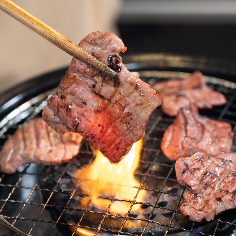 【むきたんを1本単位でお届け!!】はらからの逸品 / 仔牛たん / 皮むきブロック / オランダ産仔牛を厳選使用 / 1本700g前後