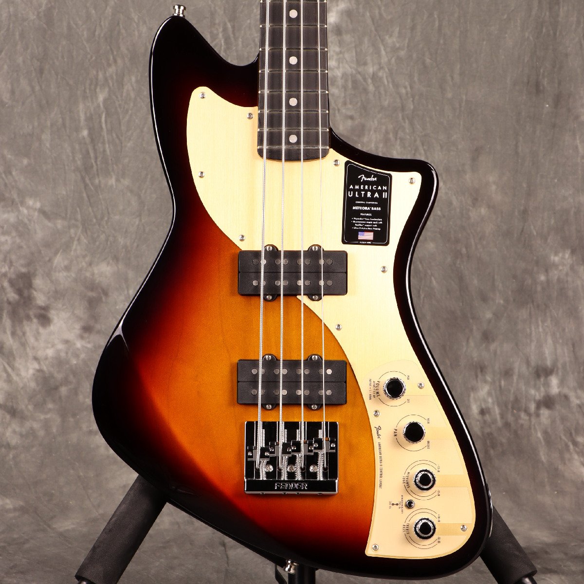 WEBSHOPクリアランスセール》Fender / American Ultra II Meteora Bass
