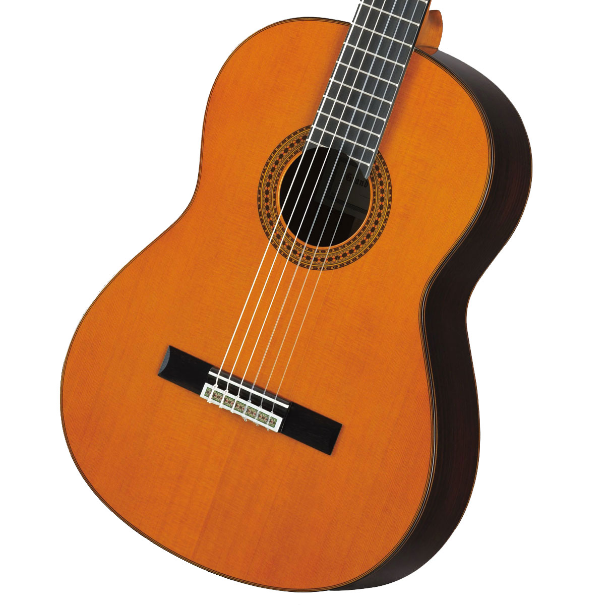 YAMAHA / GC22C クラシックギター 《セミハードケースつき！！》