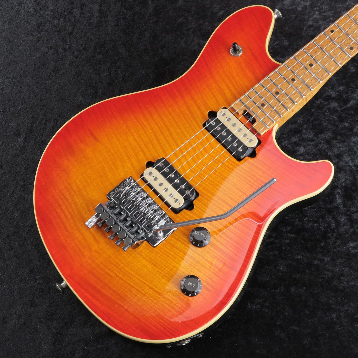 中古】PEAVEY / EVH Wolfgang Cherry Burst 【御茶ノ水本店】【8/10