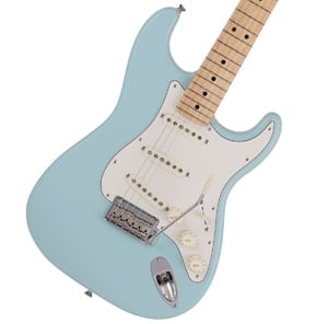Fender Japan ストラトキャスター Daphne Blue 0000000021342_P7lUjxn.jpg