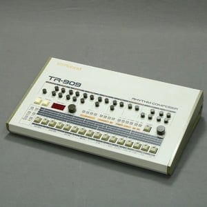 【中古】 Roland / TR-909 Rhythm Composer【VINTAGE】 【御茶ノ水本店】【値下げ】