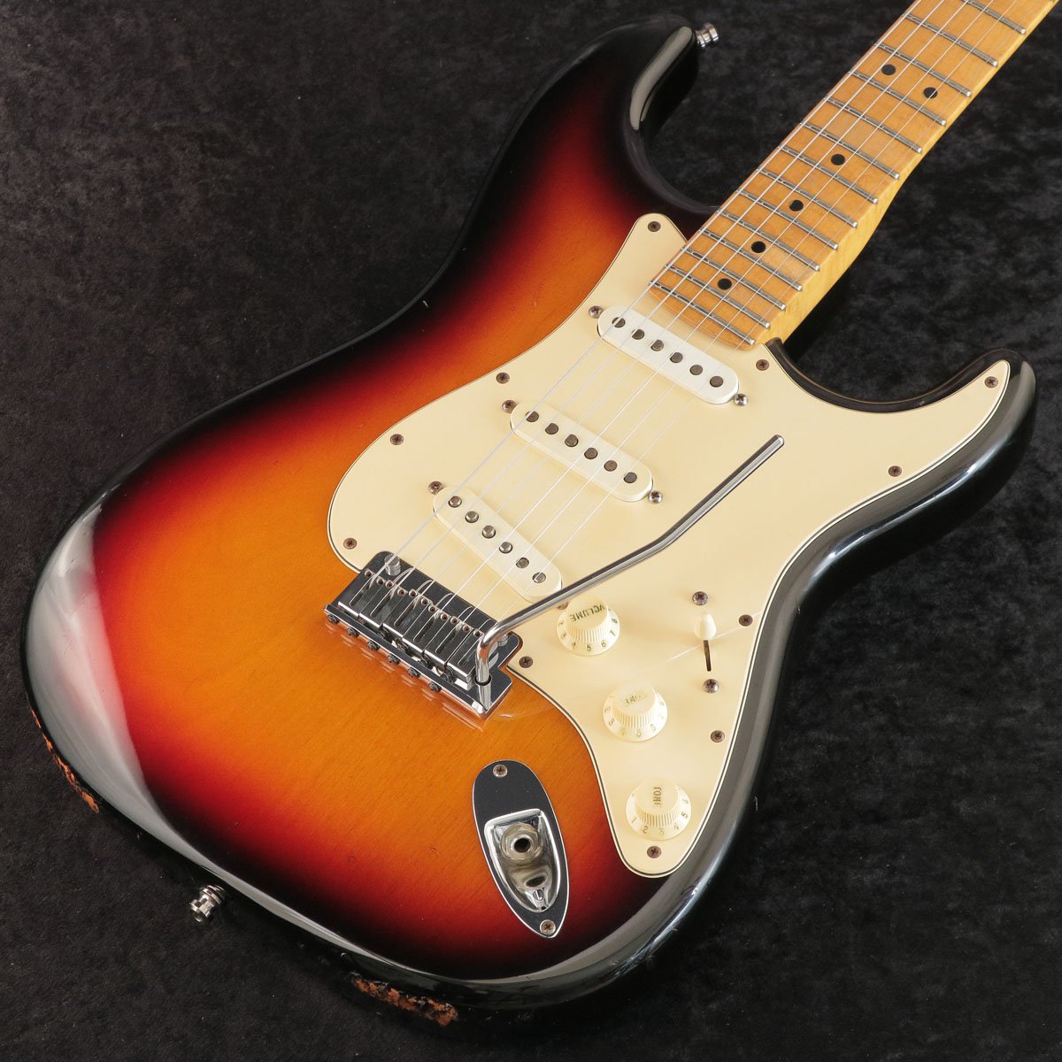 ギター Fender Custom Shop Custom Classic Strat 中古】FENDER CUSTOM SHOP / Custom Classic Stratocaster 3 Tone