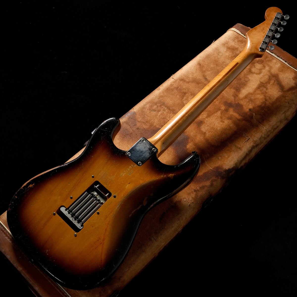 Vintage】Fender / 1957 Stratocaster Sunburst【渋谷店】《05VG