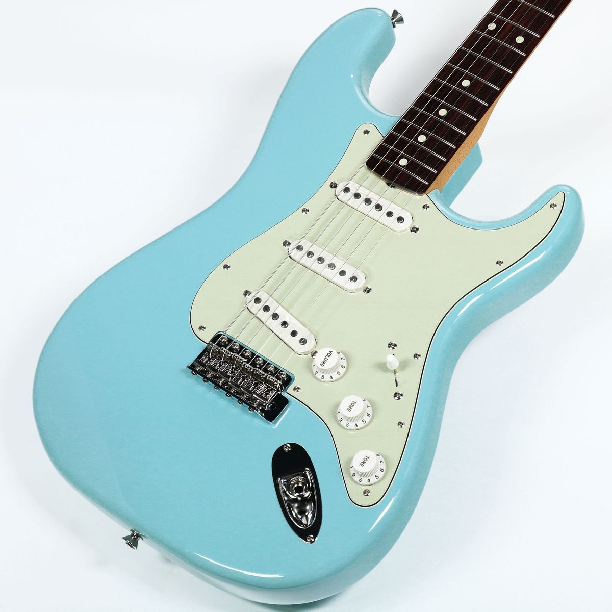 早い者勝ち！　Fender Mexico ストラト　ダフネブルー 000000011313_WnU56Wu.jpg