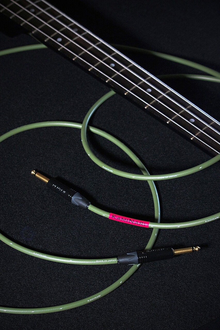 KAMINARI (神鳴) / Electric Bass Cable 2 K-BC2-5SS 5m SS 鶯 -UGUISU