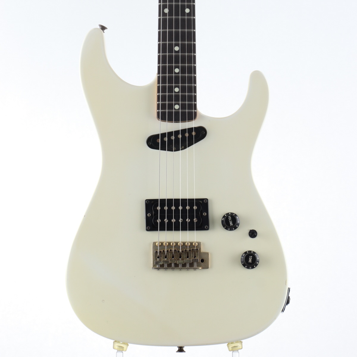 エレキギター × NO BRAND × B：かなり、傷＆使用感はあるが、通常使用