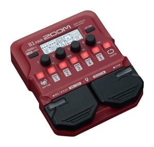 【無償オンラインユーザー登録で安心の3年間製品保証】ZOOM / B1 FOUR Bass Multi-Effects Processor ベース用 電池駆動可能 リズム/ルーパー機能搭載