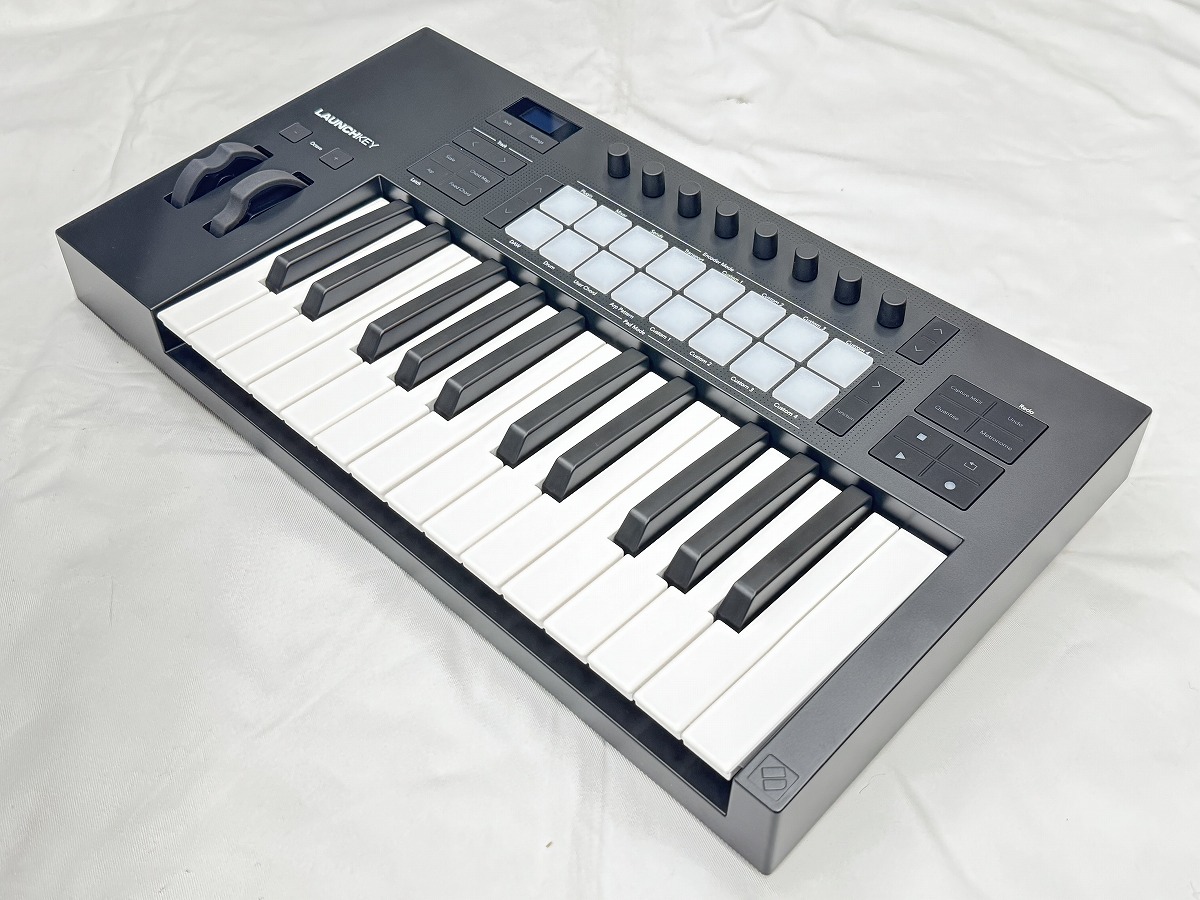 Novation ノベーション / Launchkey 25 MK4 25鍵フルサイズ・シンセ