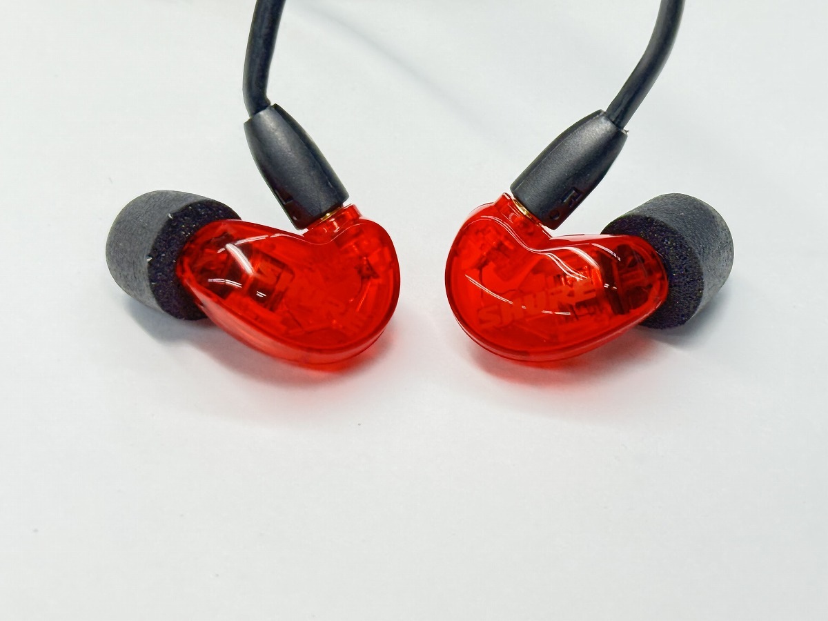 SHURE / SE215 Special Edition レッド (SE215SPE-RD-A) 高遮音性