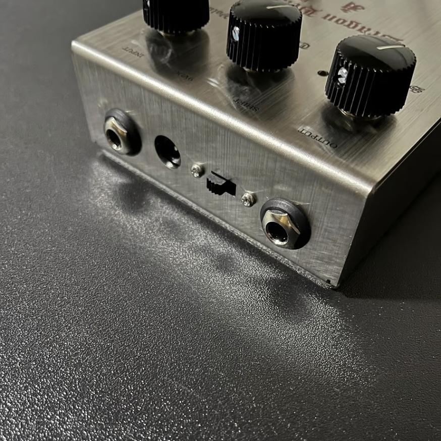 最終値下げ　Dragon Head BC239 ギターエフェクター セール品》HTJ-WORKS / -DRAGON HEAD- BC239 Distortion