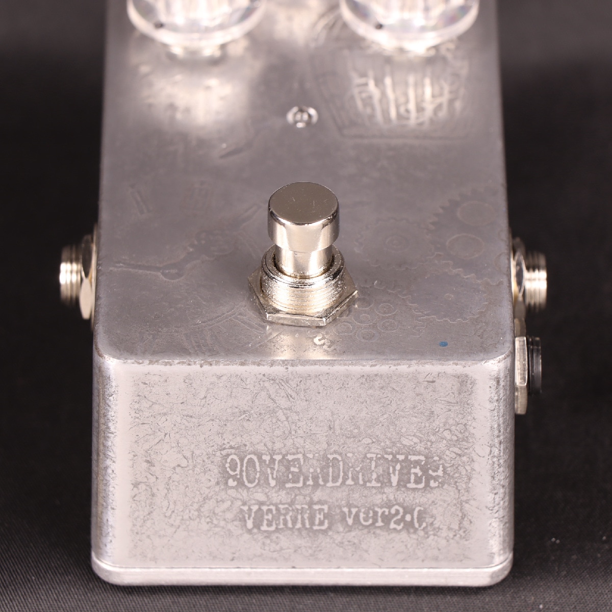 硝子(ガラス)をモチーフに製作されたオーバードライブ] 9OVERDRIVE9