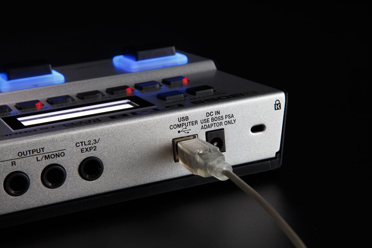 BOSS / GT-1B Bass Effects Processor ボス マルチエフェクター ベース