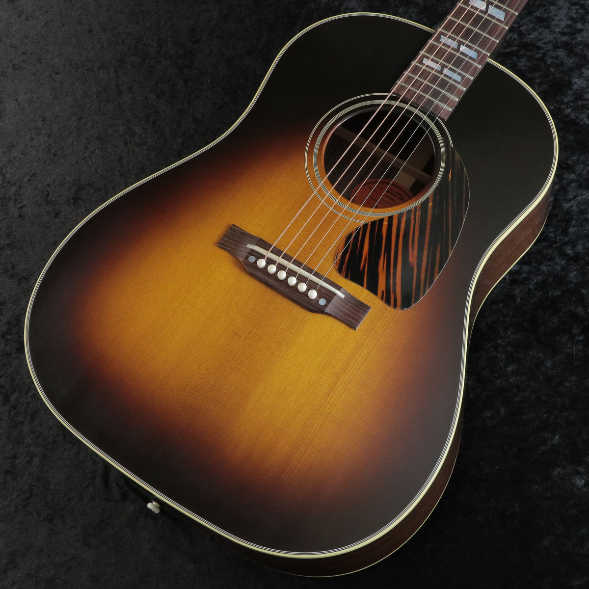 GIBSON MONTANA / Historic Collection 1942 Banner Southern Jumbo