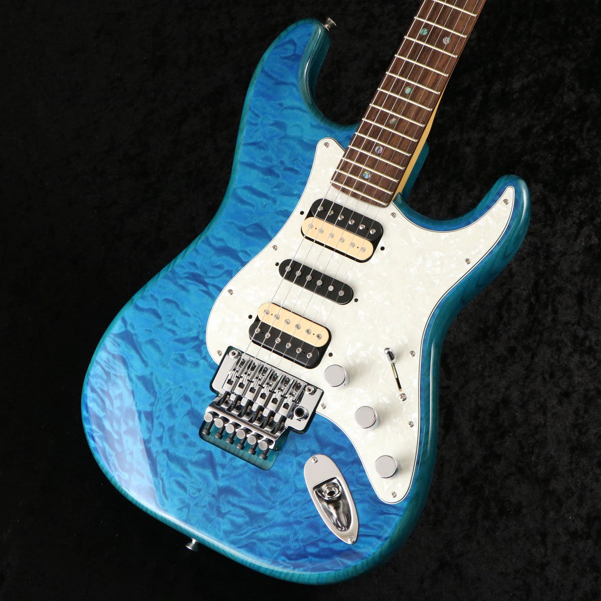 ひでちゃん様　Fender Michiya Haruhata ストラト 美品 Amazon.co.jp: Fender エレキギター Michiya Haruhata Stratocaster