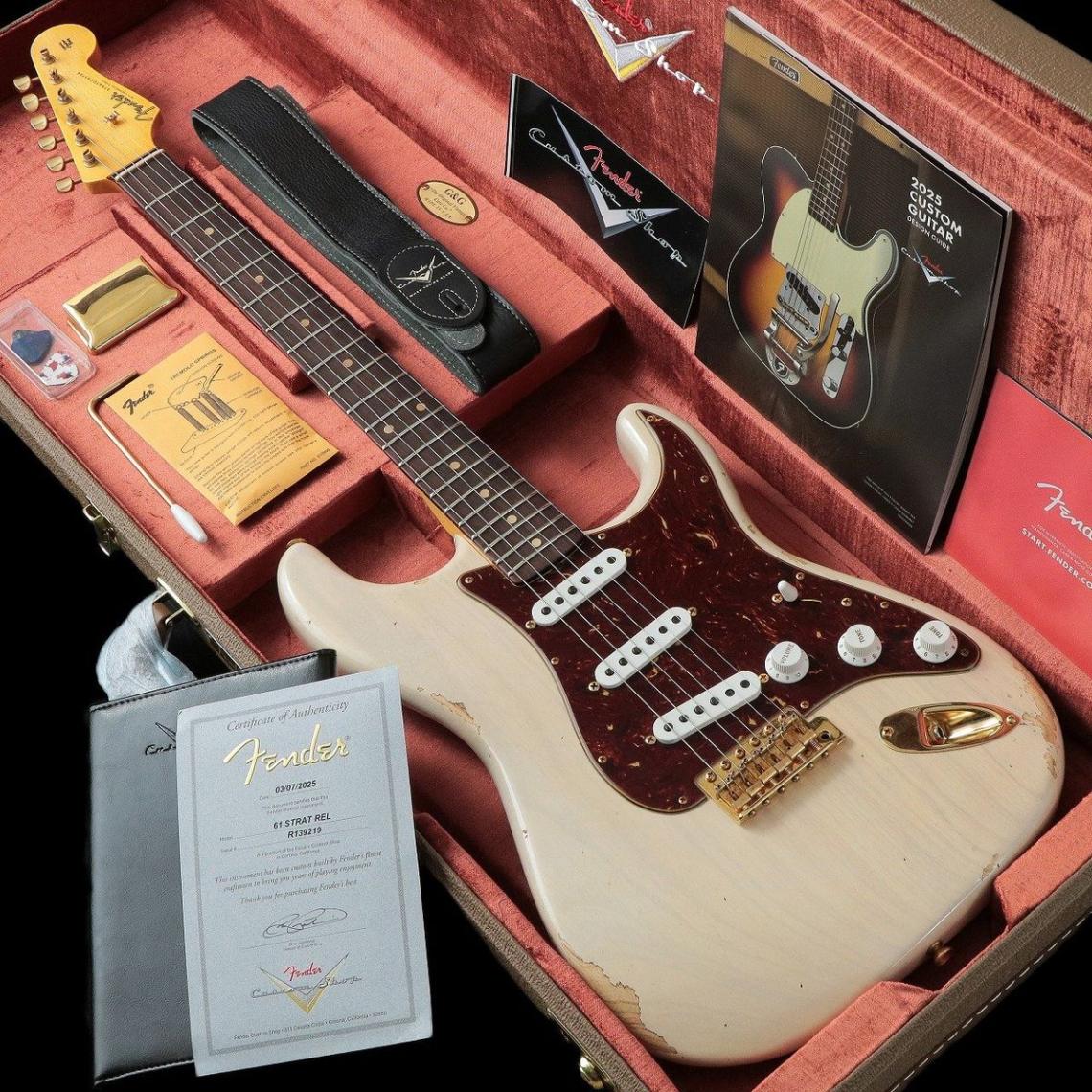 ギター Relic Fender Custom Shop 61 ST aged OWT Fender Custom Shop / Custom Built 1961 Stratocaster Relic Aged