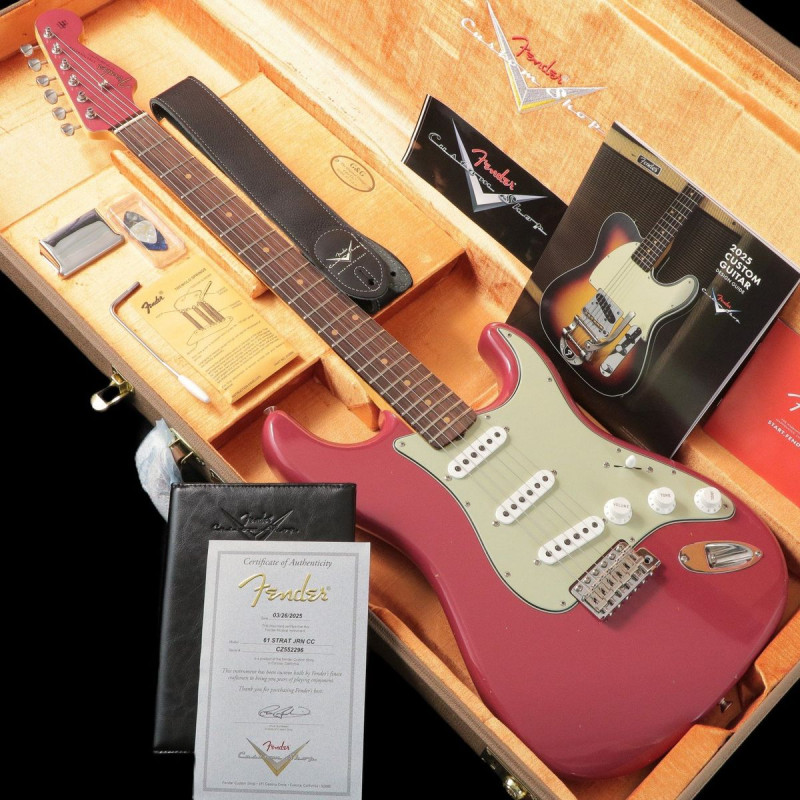 Fender Custom Shop / Custom Built 1961 Stratocaster Journeyman Relic Faded Cimarron Red【S/N CZ552296】【御茶ノ水本店】【1/6値下げ！】